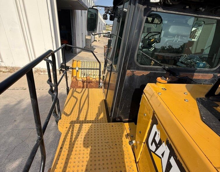 CATERPILLAR  826K **WASTE COMPACTOR**